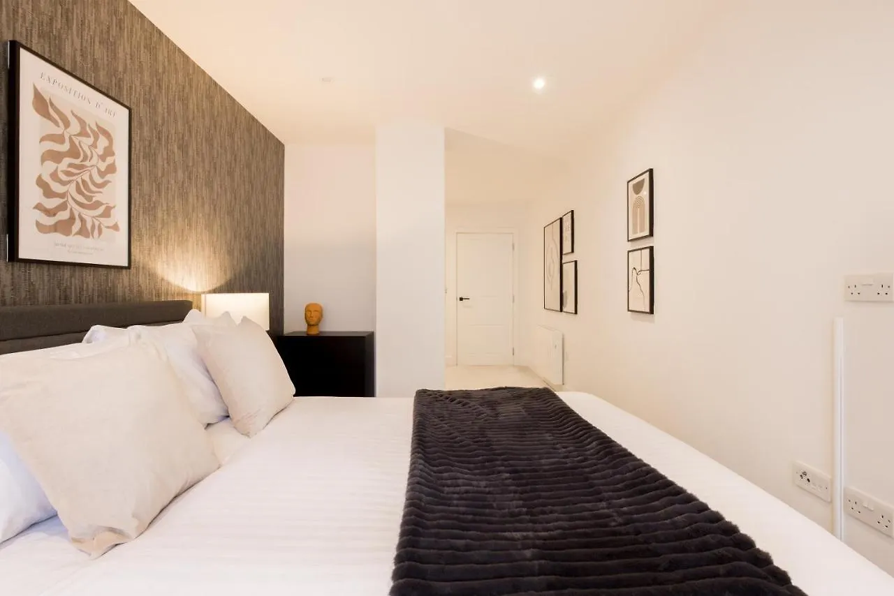Апартаменты The Brighton Loft - Stunning 1Bdr Flat